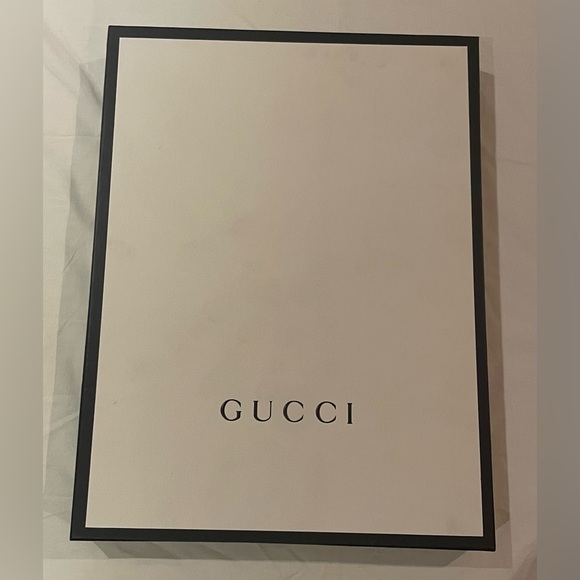 Gucci Gift Box - Picture 10 of 14
